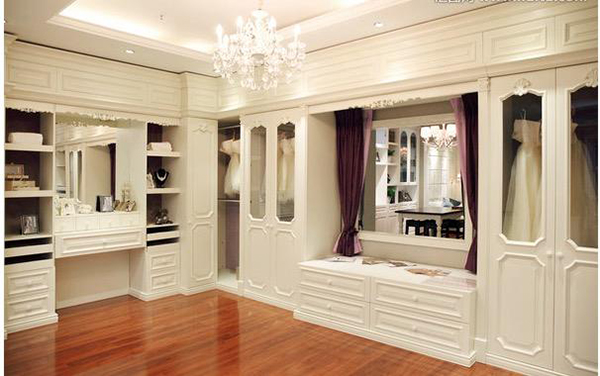  【家居知識(shí)】定制衣柜的小竅門