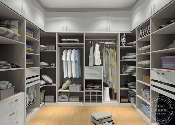 定制衣柜的好處有哪些？