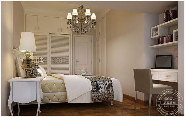  家居裝修選擇定制衣柜還是自打衣柜？