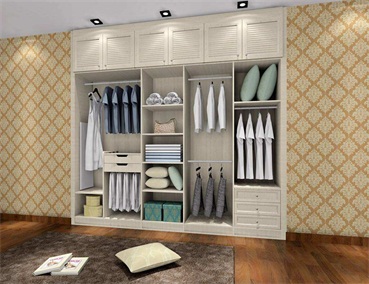 五一即將來臨，選個(gè)定制衣柜送給自己