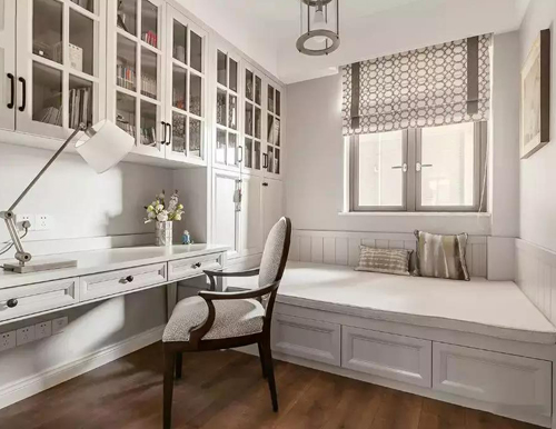 臥室小應該怎么裝修，定制一個榻榻米怎么樣？