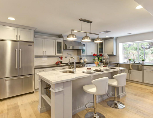  定制櫥柜需要考慮哪些問題？什么樣的廚房好看又實(shí)用？