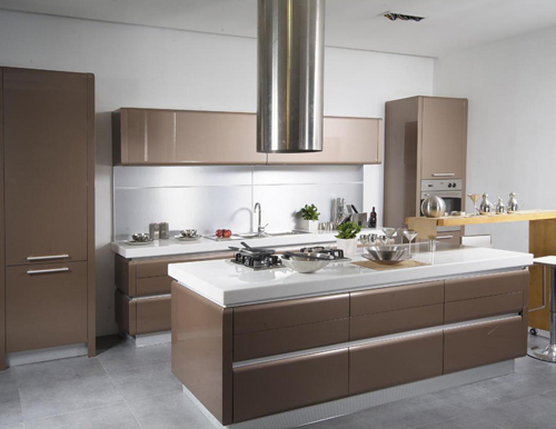  開(kāi)放式廚房定制櫥柜門(mén)板怎么選？