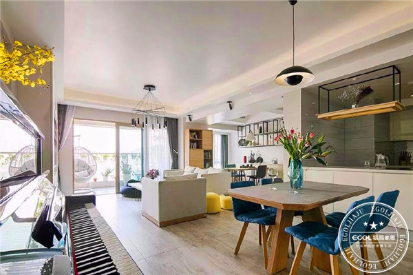 現(xiàn)代簡約風