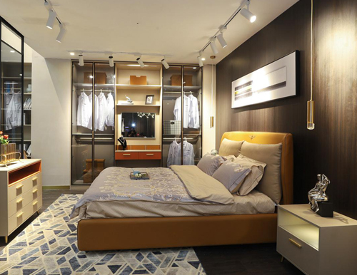  定制衣柜應(yīng)該怎么選品牌？定制衣柜多少預(yù)算合適？