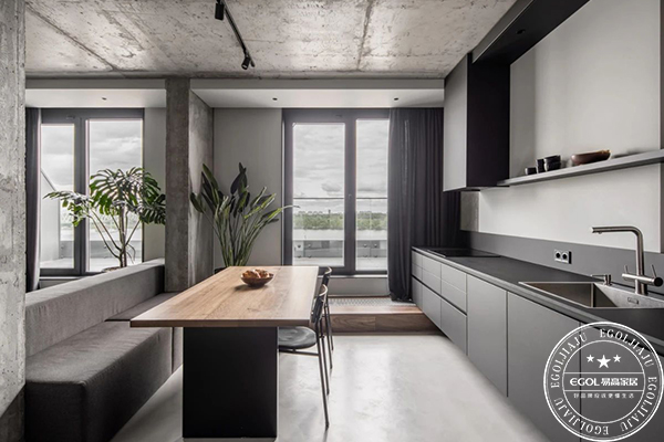 全屋定制的特色是什么？