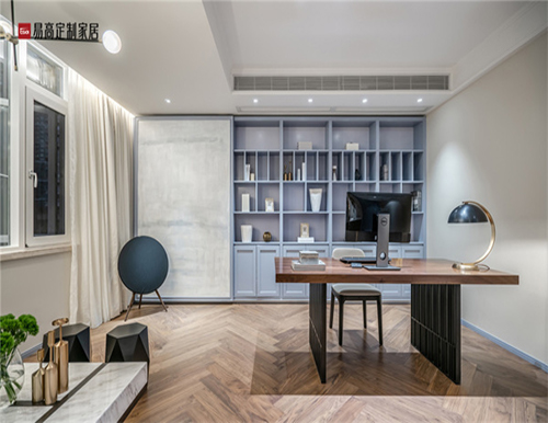 全屋定制加盟選品牌還是選當(dāng)?shù)丶庸S？