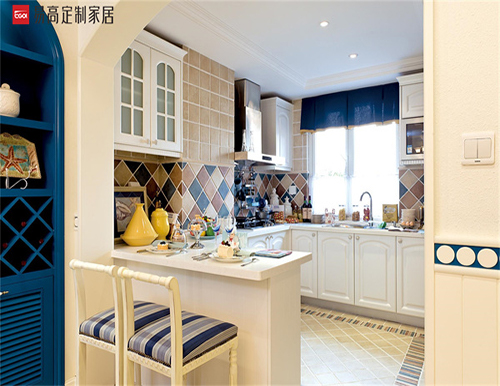 定制櫥柜選擇門板時(shí)要注意哪些事項(xiàng)？