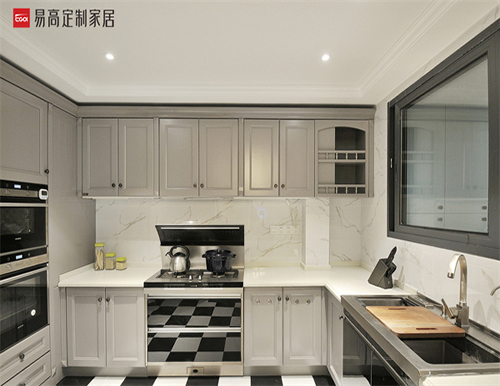 定制櫥柜縣級(jí)加盟如何選擇品牌？